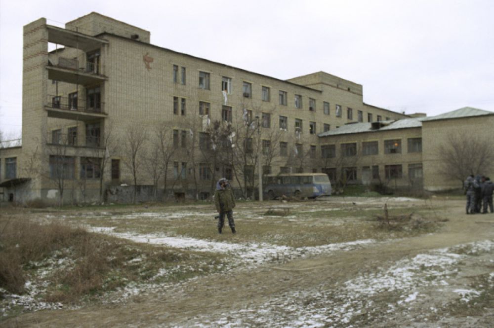 9 января 1996 года по личному указанию самопровозглашённого «президента республики Ичкерия» Джохара Дудаева отряд боевиков под руководством Салмана Радуева напал на дагестанский город Кизляр.