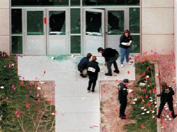 Самые крупные убийства в школах за последние 40 лет (52 фото)