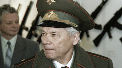 Михаил Тимофеевич Калашников 