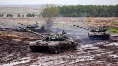 Российские танки на полигоне