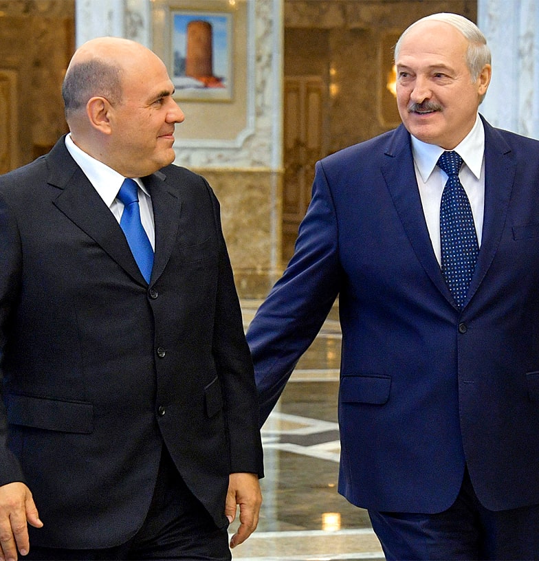 Лукашенко пошёл с козырей