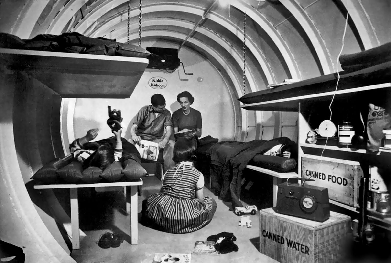 bomb-shelter-cold-war-1.jpg