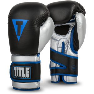 Боксерские перчатки TITLE PLATINUM PERILOUS