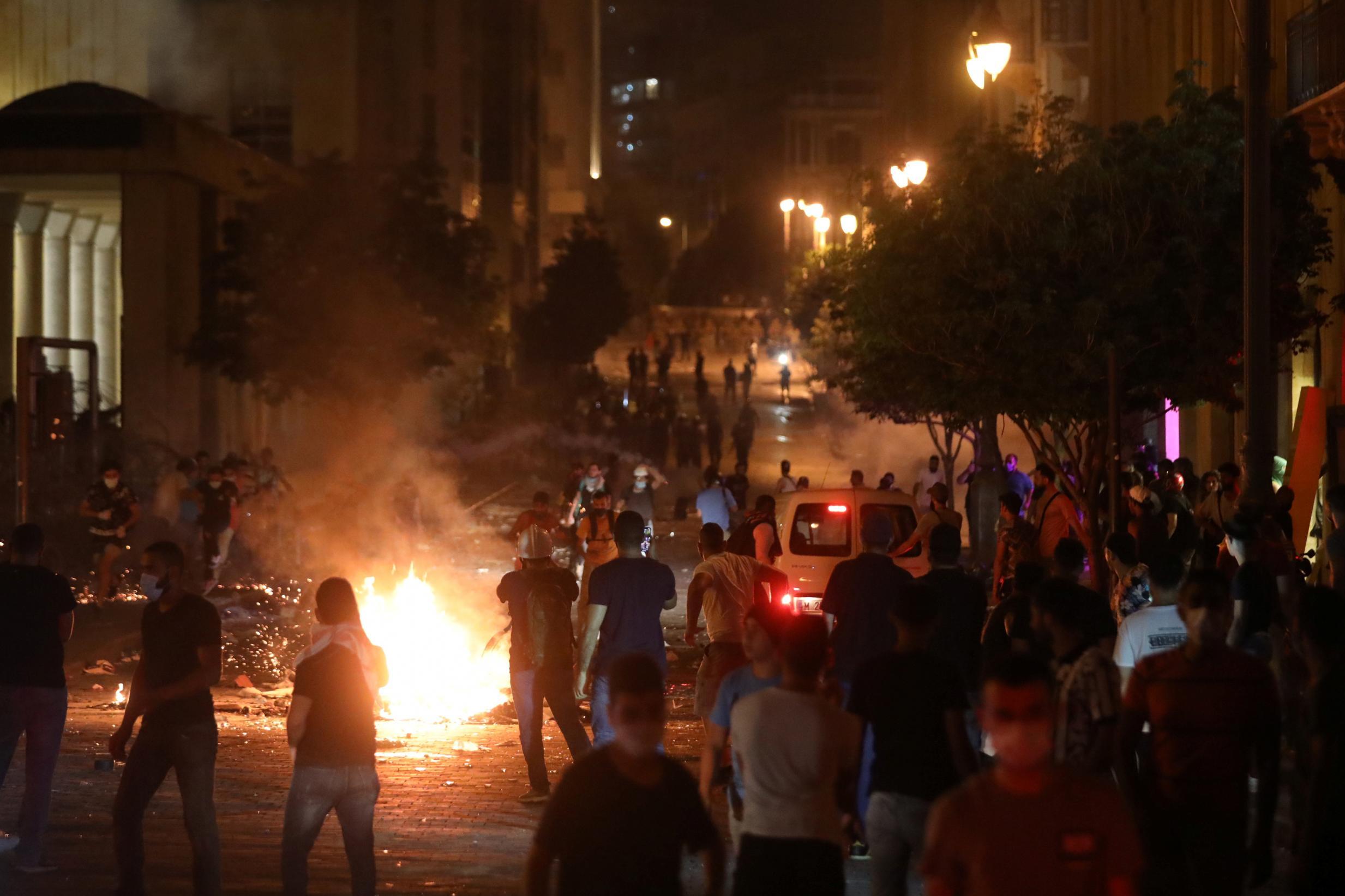 Кто бы сомневался: США поддержали беспорядки в Бейруте 