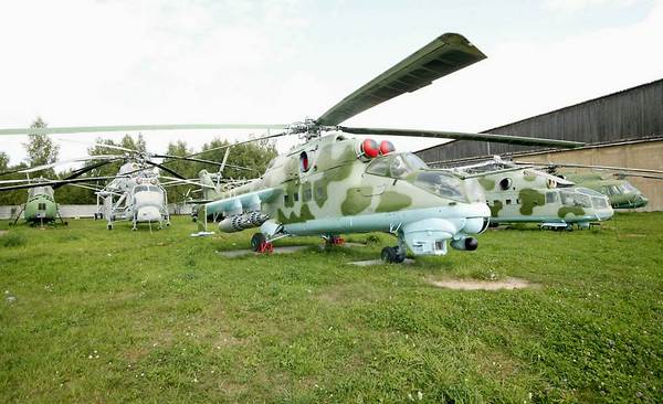 Вертолеты в музее ВВС в Монино