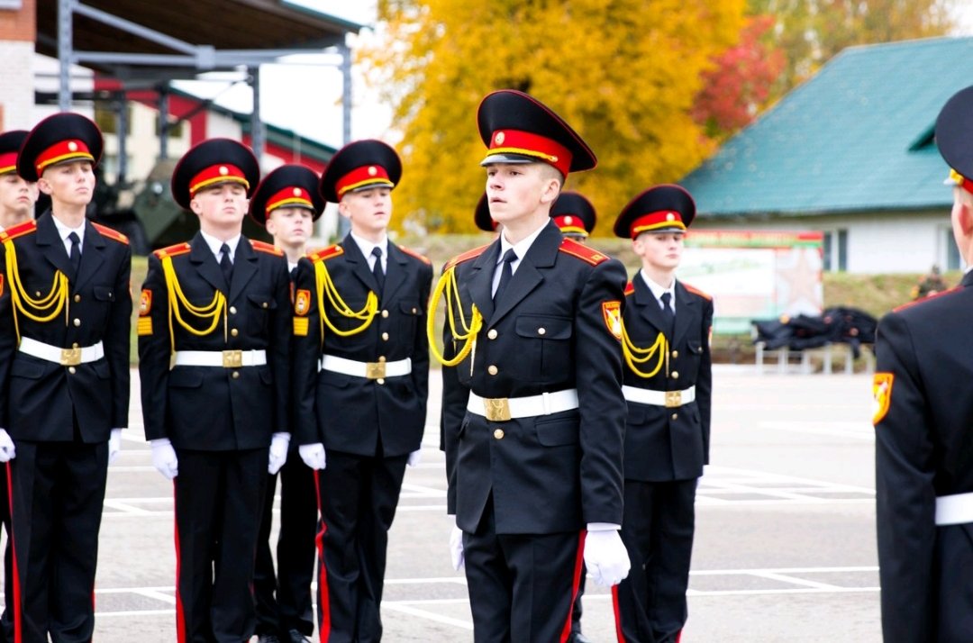 Кадетские корпуса в москве. Кадеты Суворовского училища. Кадетские, Суворовские училища Волгограда. Суворовское кадетское училище Москва. Илья Чирков Суворовское училище.