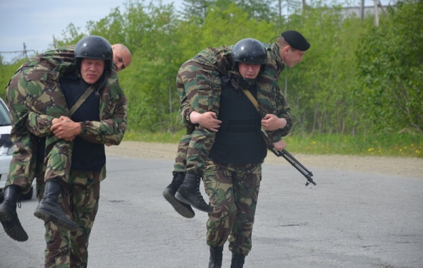 Какие войска носят черные береты, как бойцы их получают