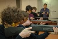 Как научиться стрелять из пневматической винтовки