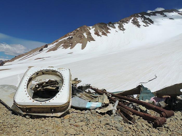Обломки самолета до сих пор на месте его крушения. Источник: Wunabbis/wikimedia.org