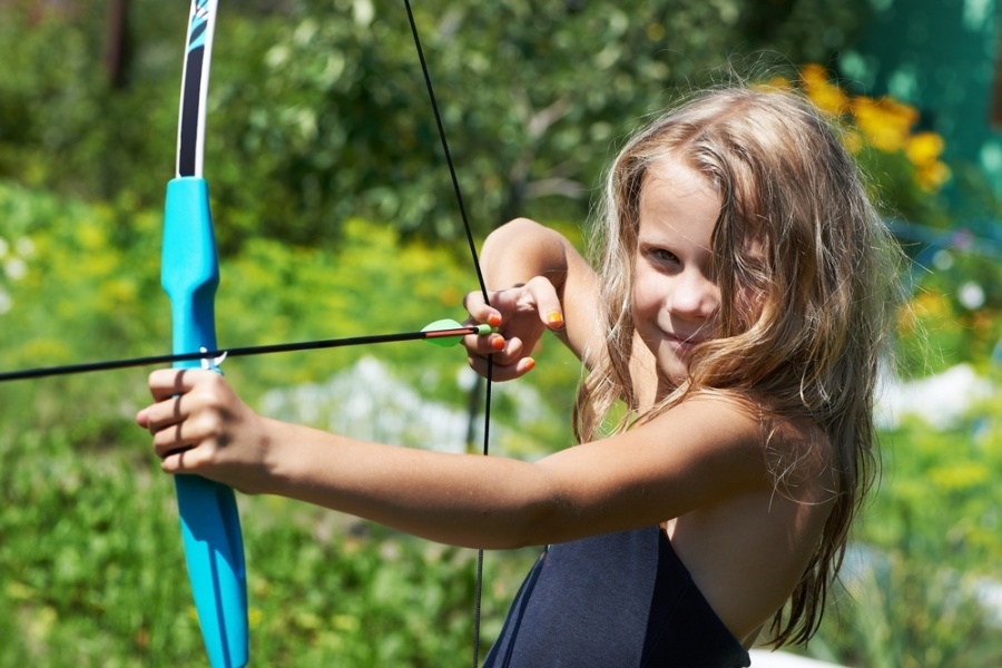 15 причин, почему нужно научить своих детей стрельбе из лука