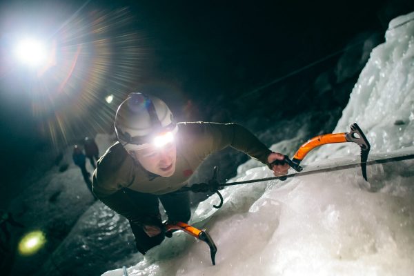 Налобный фонарь в альпинизме