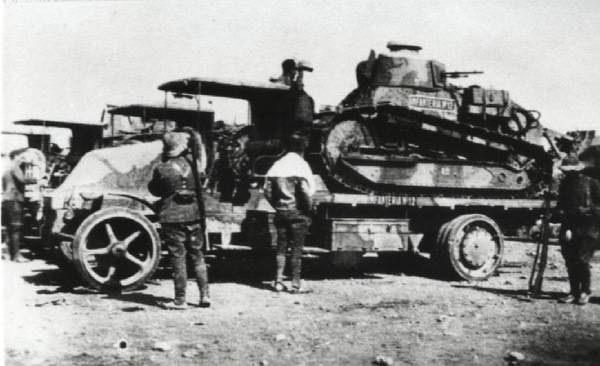 Перевозка испанских танков в Рифской войне