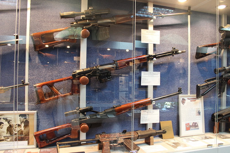 ​Винтовки ССВ-58, СВДА (В-70), ТСВ и малогабаритный автомат МА - Юбилей оружейника 