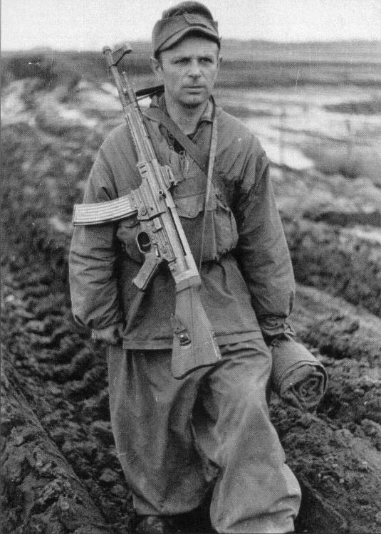 ​Солдат с Stg.44 - Оружейная фамилия. История Хуго Шмайссера и его разработок 