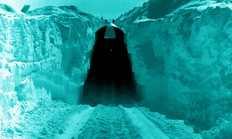 ​Вход в подземный город - Ледяной червь с атомным сердцем 