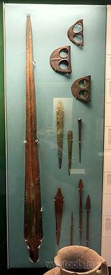 Медный меч из Бет-Даган, ок. 2400—2000 года до н. э. Хранится в коллекции Британского музея.