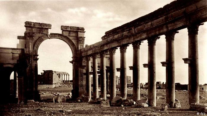 Триумфальная арка в Пальмире до уничтожения