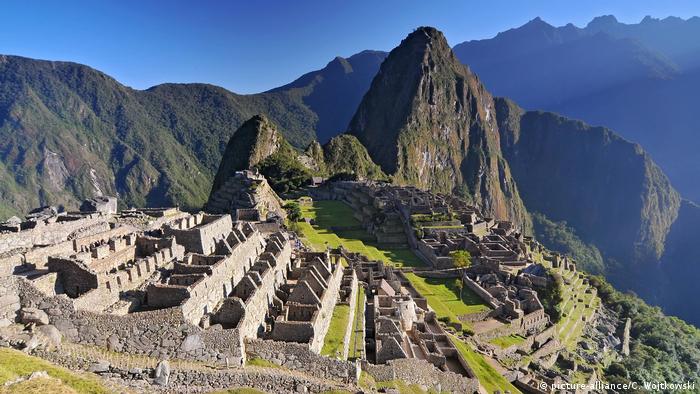Peru: Ruinen der Inkas (picture-alliance/C. Wojtkowski)