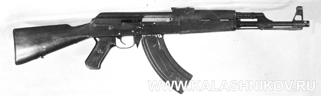 Автомат Калашникова АК-47 №1 в изначальном виде. Журнал Калашников