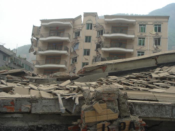 правила поведения при землетрясении дома