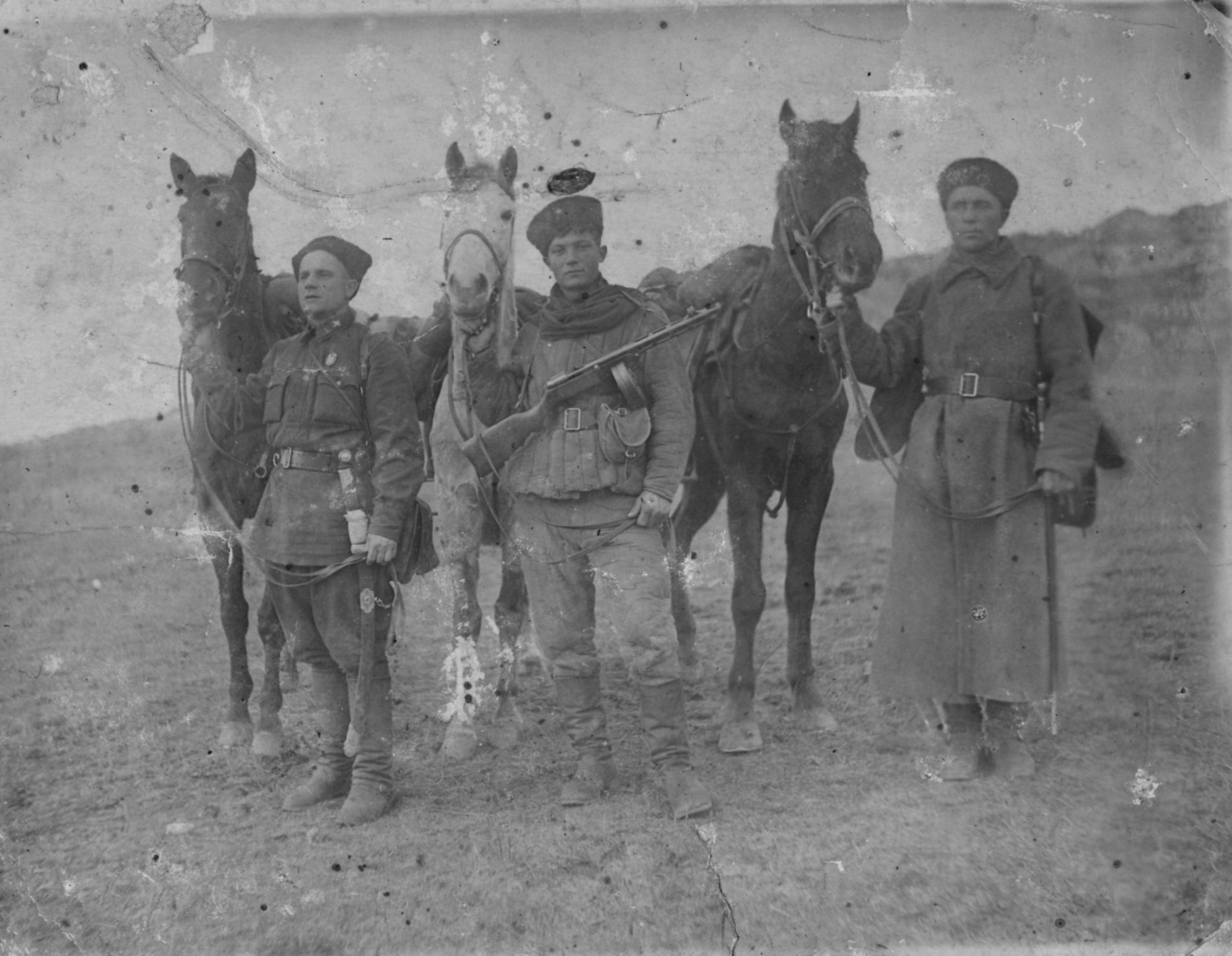 Казаки 72-й кавалерийской дивизии. Крым, 1942 год © Фото с сайта waralbum.ru